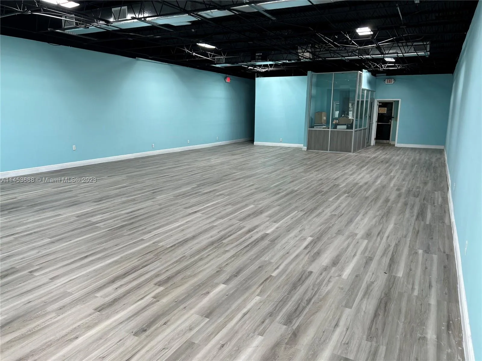 7801 Johnson St, Pembroke Pines FL 33024
