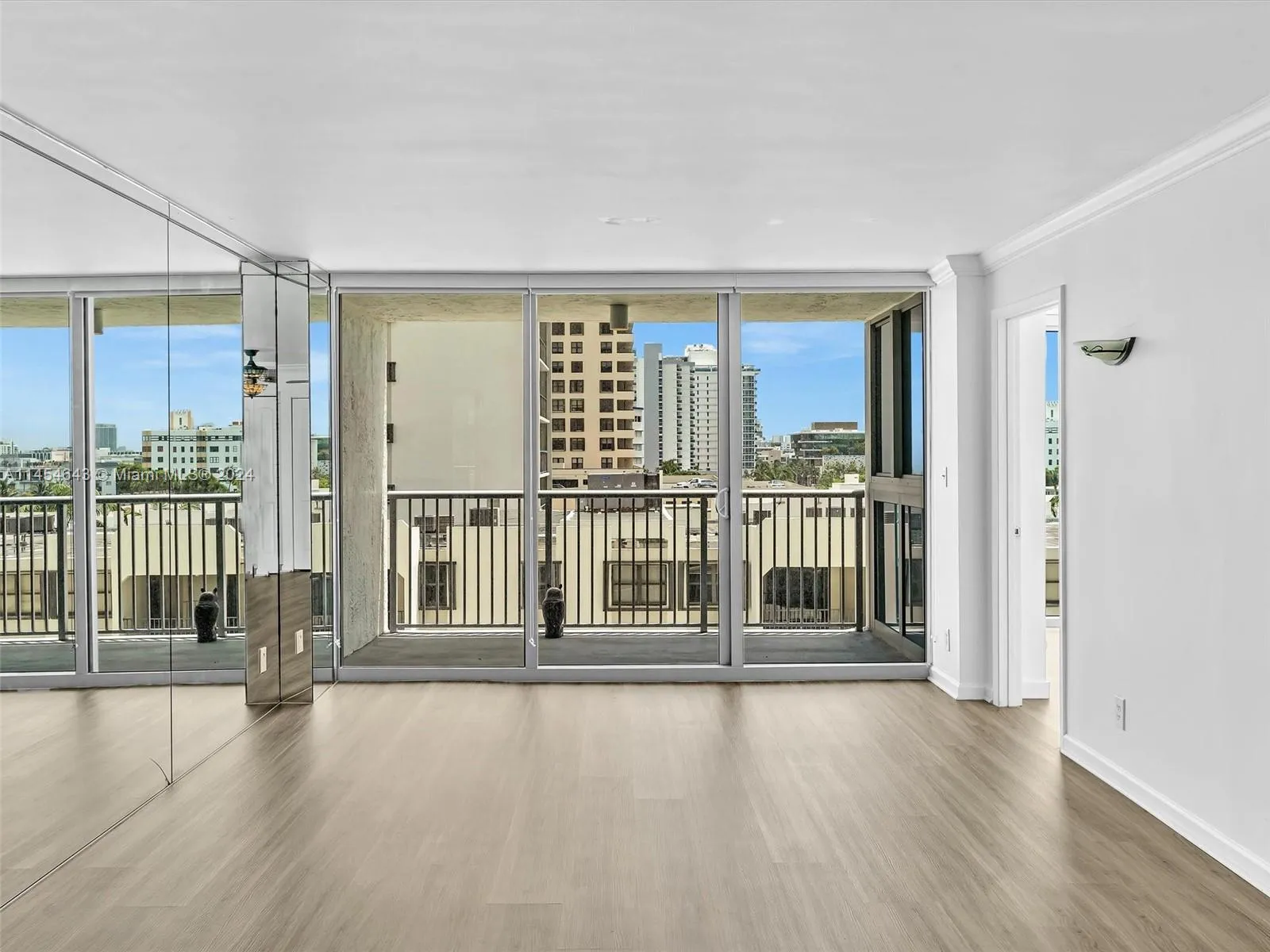 2655 Collins Ave # 706, Miami Beach FL 33140