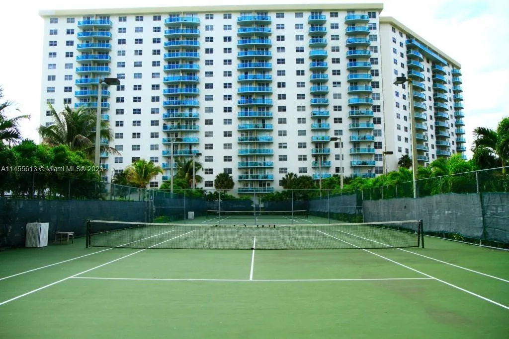 1 bedroom 1 bath for sale at 19370 Collins Ave # 119, Sunny Isles Beach FL 33160