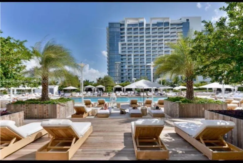 1 bath for rent at 2301 Collins Ave # 1121, Miami Beach FL 33139