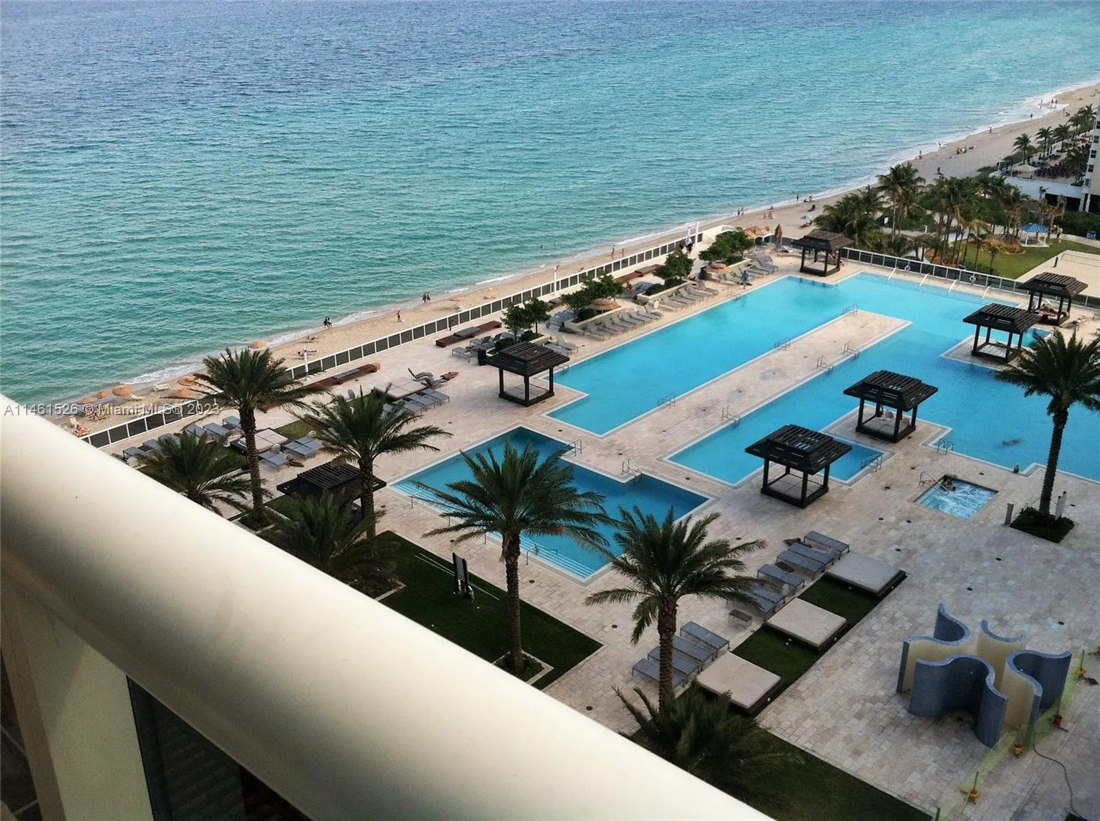 1830 S Ocean Dr # 1705, Hallandale Beach FL 33009