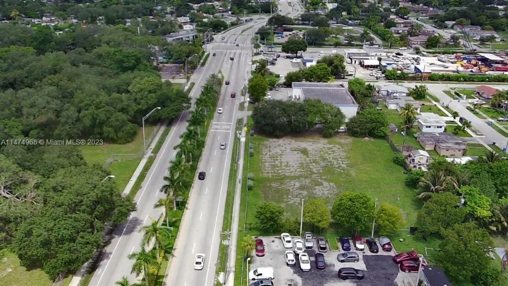 5421 W Hallandale Beach Blvd, West Park FL 33023
