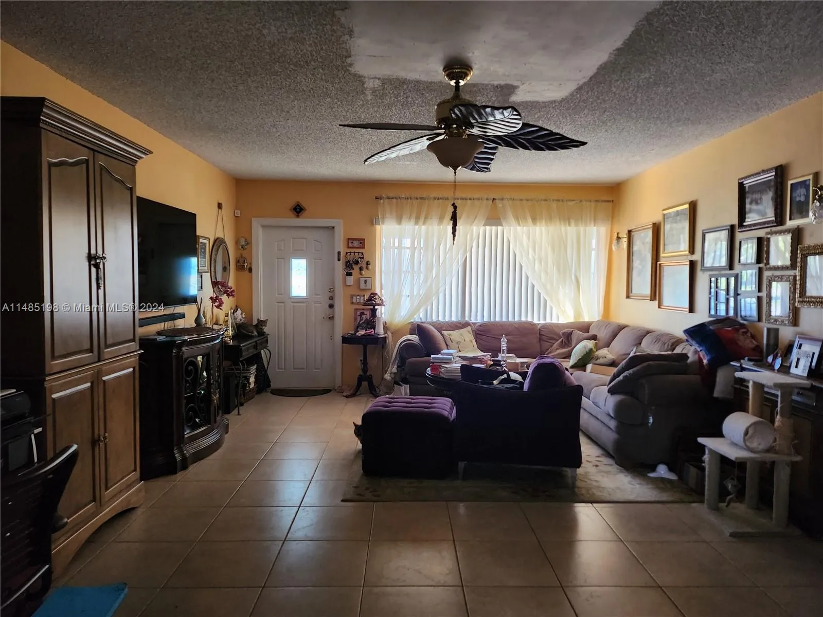 17020 NE 11th Ave, Miami FL 33162