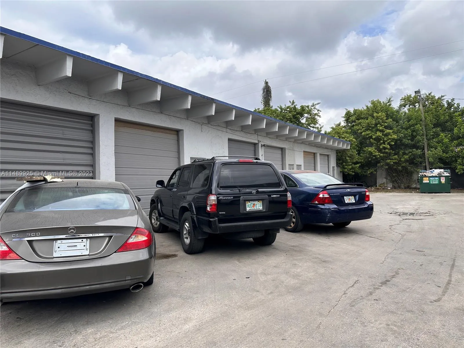 5801-5807 Dawson St, Hollywood FL 33023