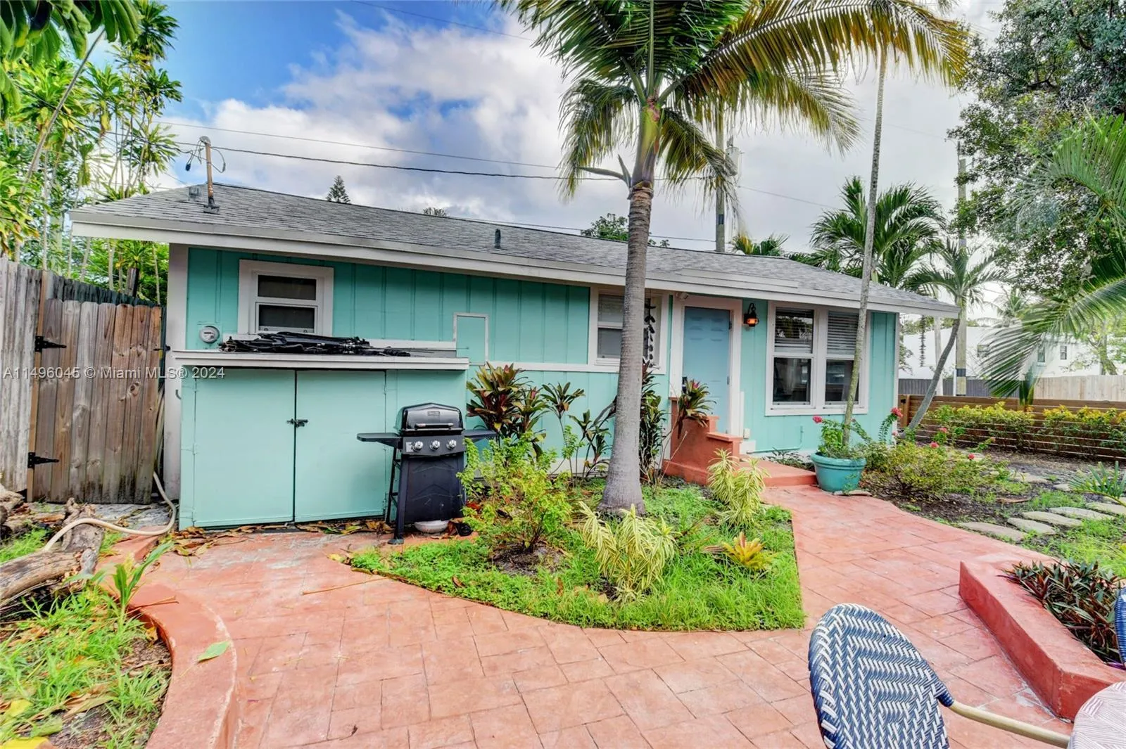 412 S 4th Ave South, Lake Worth FL 33460