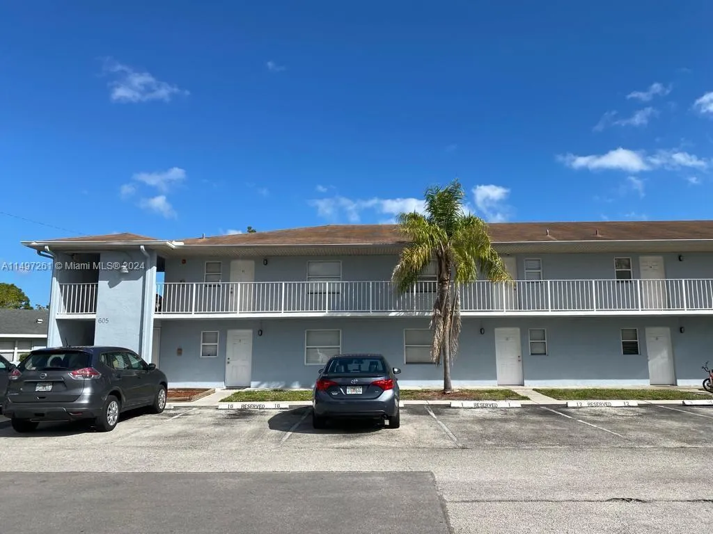 617 Ixoria Ave # 29, Fort Pierce FL 34982
