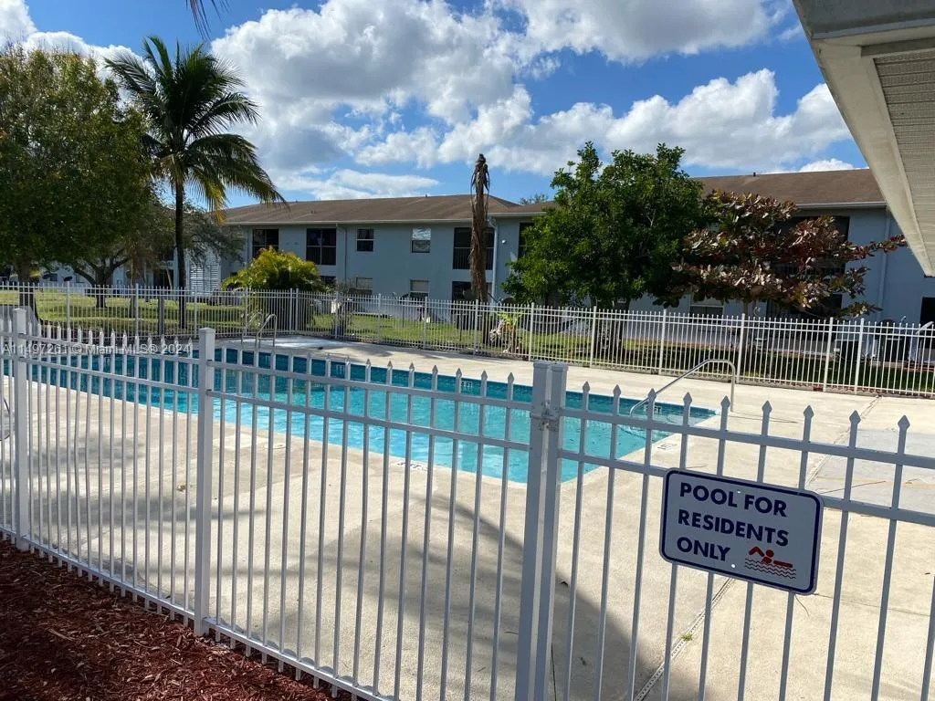 617 Ixoria Ave # 29, Fort Pierce FL 34982