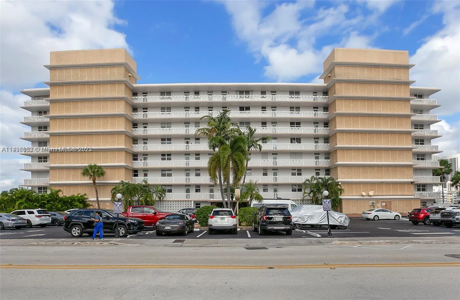 2 bedroom 2 bath for sale at 410 Golden Isles Dr # 202, Hallandale Beach FL 33009
