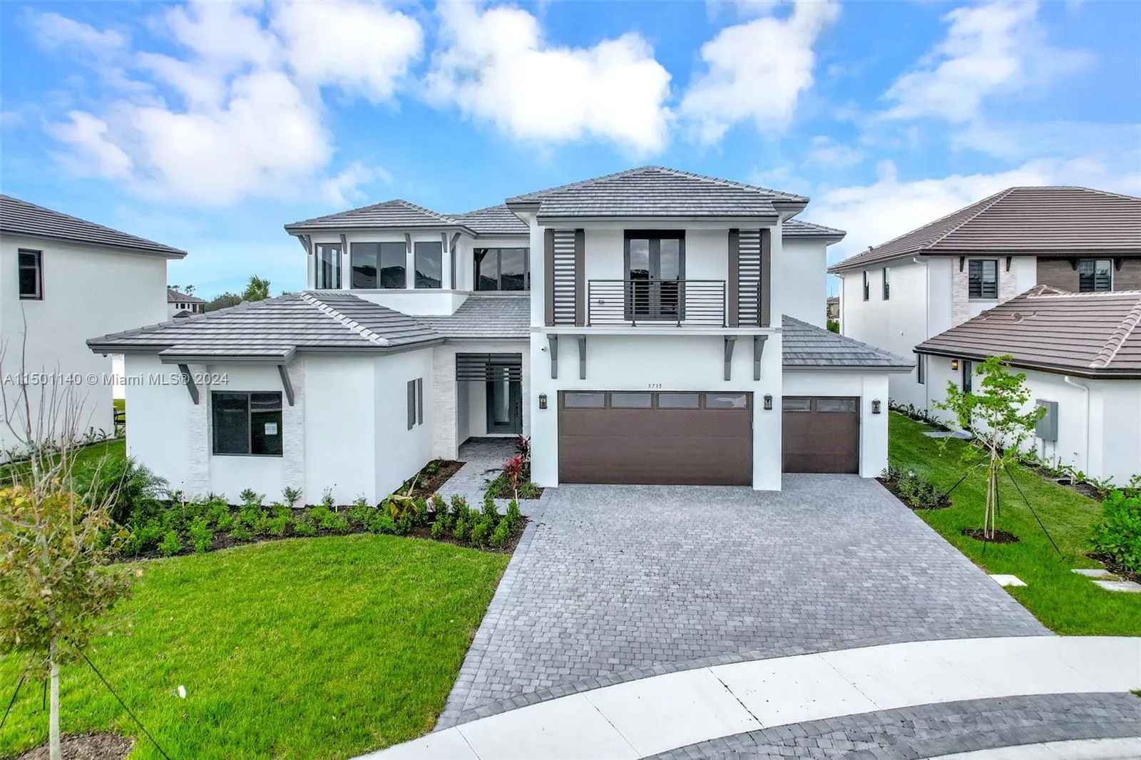 6 bedroom 5 bath for rent at 5735 SW 104th Ter, Cooper City FL 33328