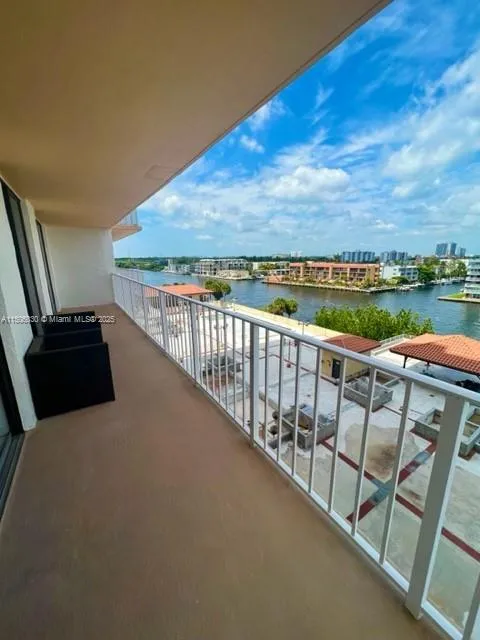 290 174th St # 702, Sunny Isles Beach FL 33160