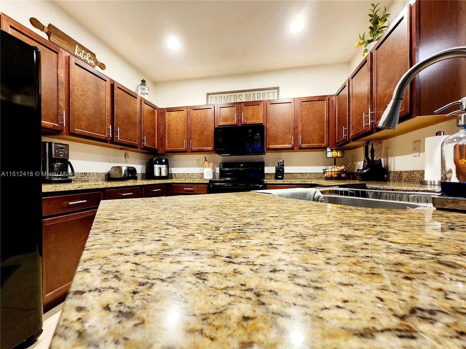 11487 SW 247th St, Miami FL 33032