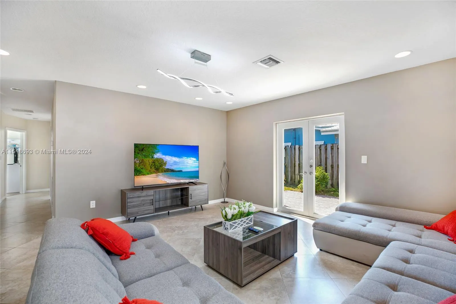 4710 NE 18th Ter, Fort Lauderdale FL 33308