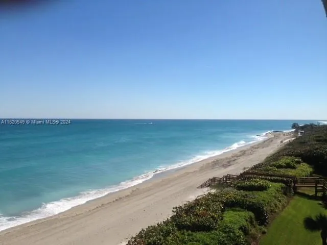 19670 Beach Rd, Tequesta FL 33469