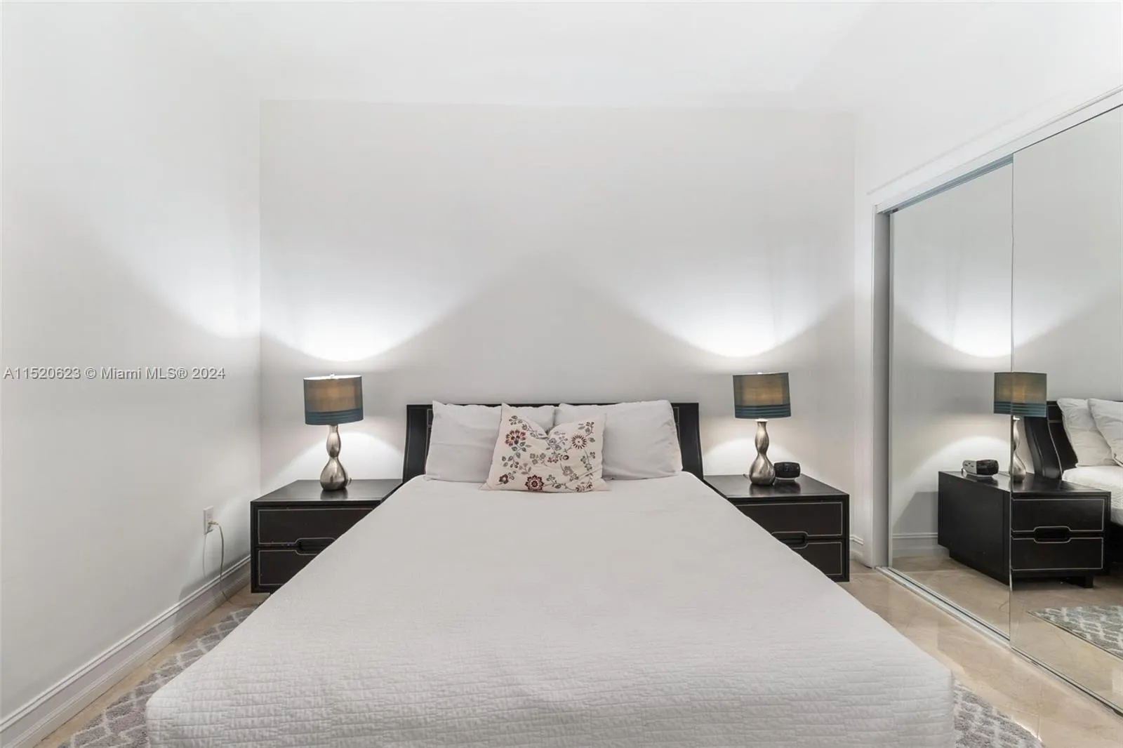 1830 S Ocean Dr # 3809, Hallandale Beach FL 33009