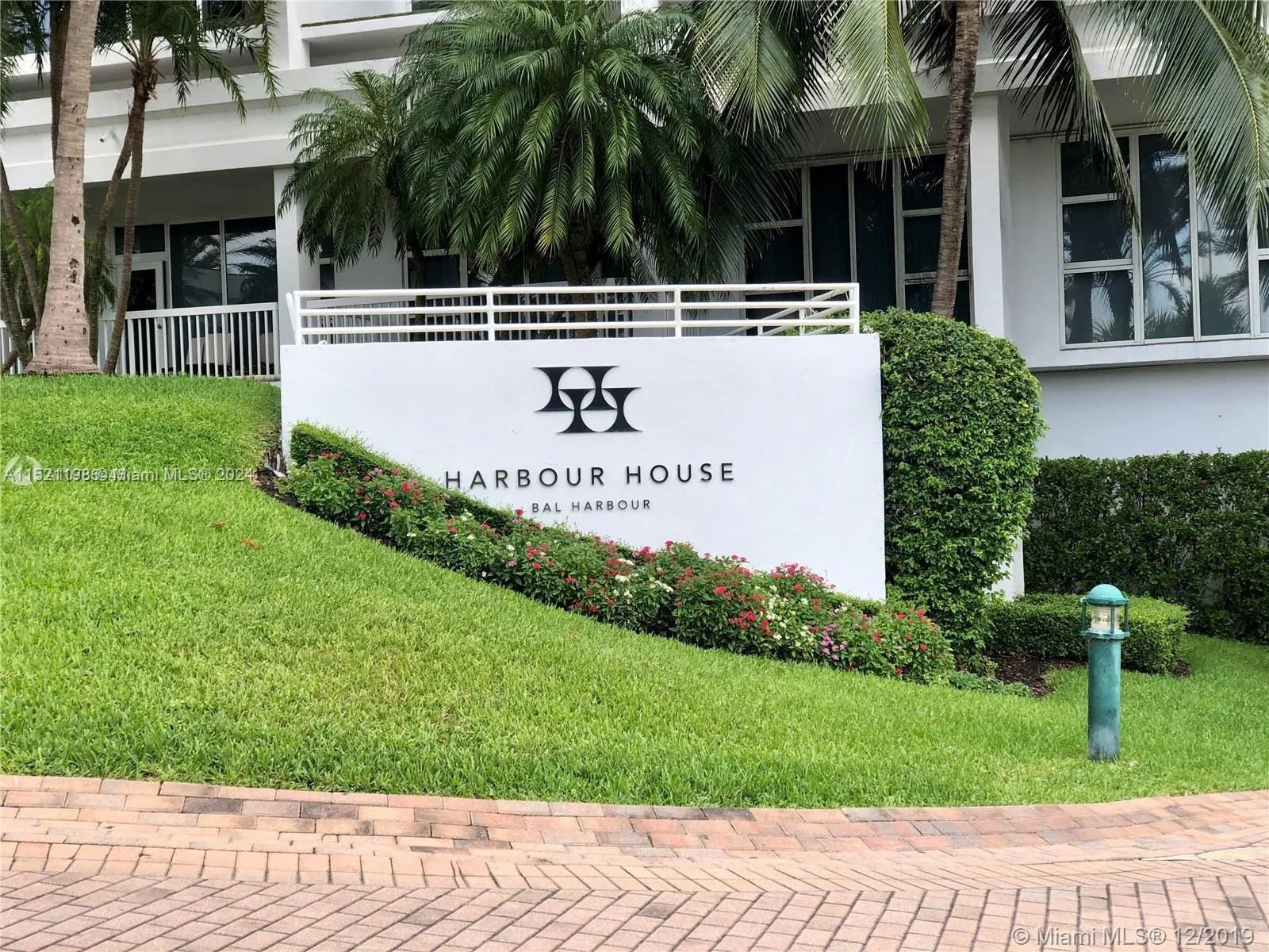 10275 Collins Ave # 230, Bal Harbour FL 33154