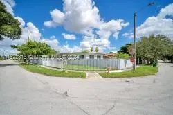 451 NW 30th Pl, Miami FL 33125