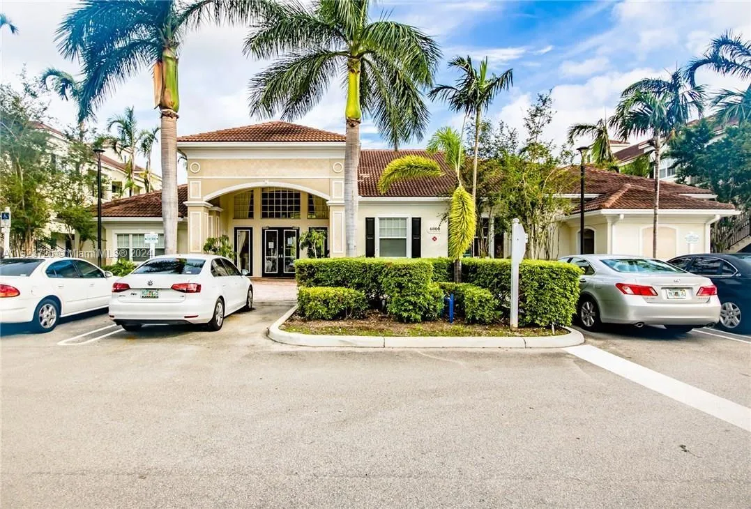 5860 W Sample Rd # 104, Coral Springs FL 33067