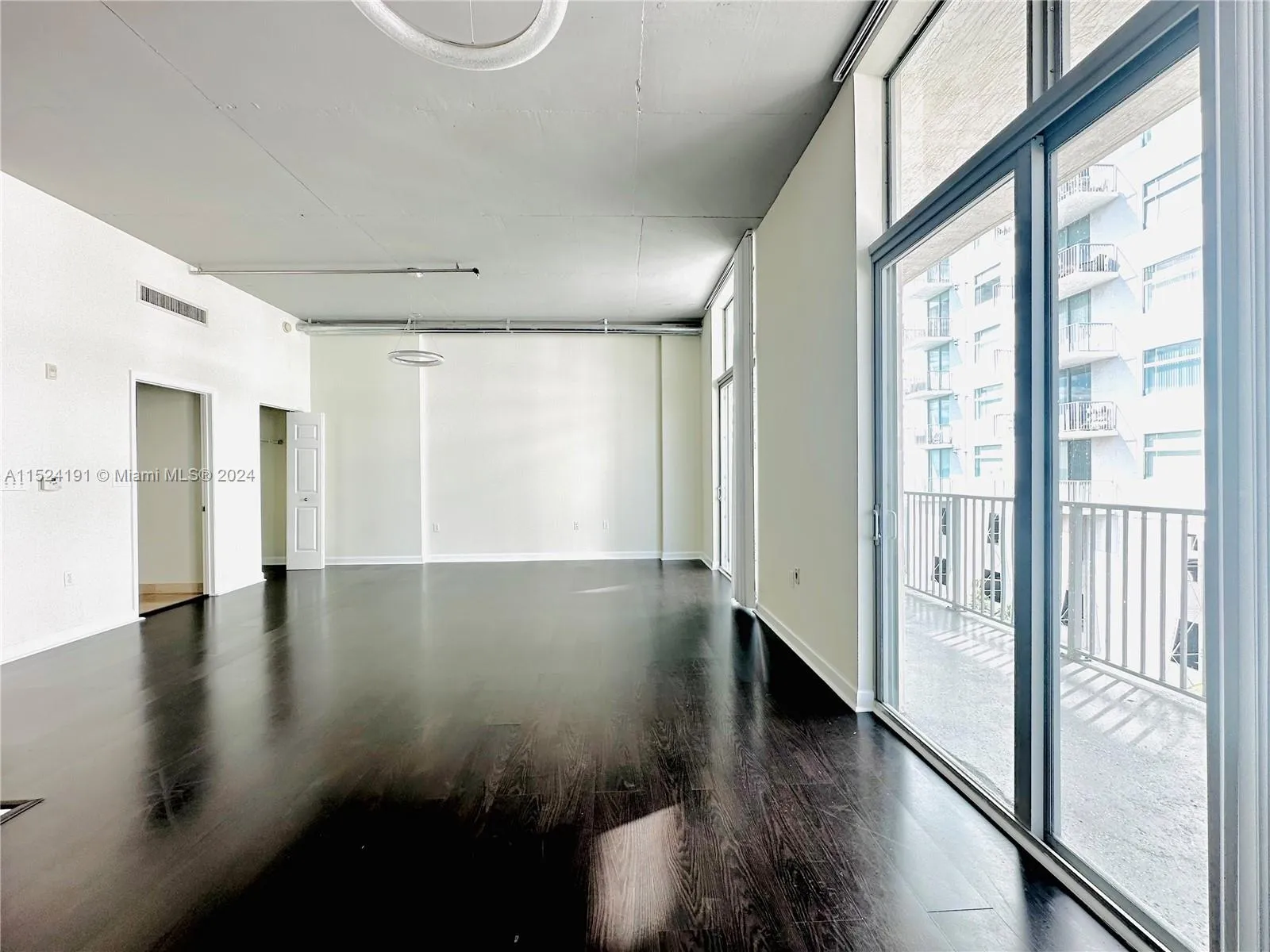2100 Van Buren St # 518, Hollywood FL 33020