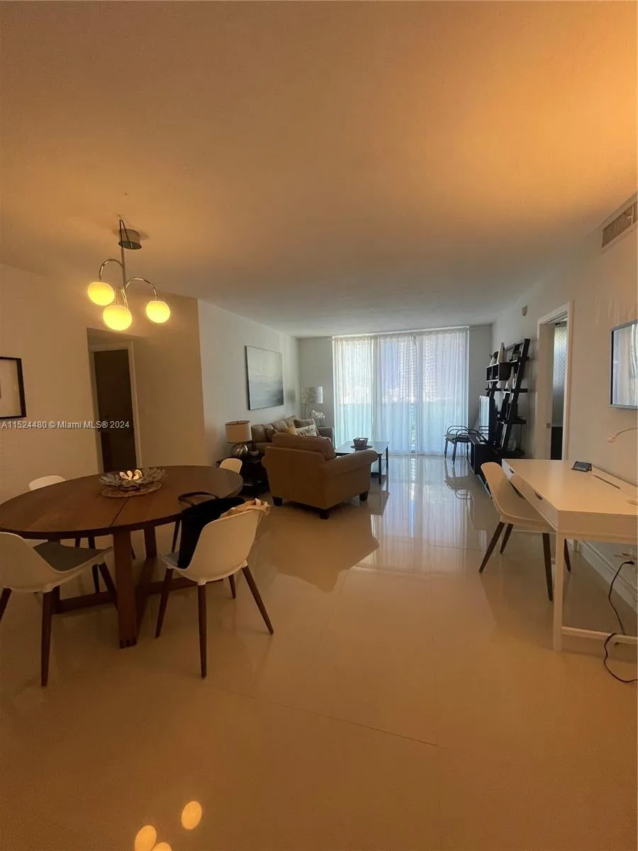 2 bedroom 2 bath for rent at 3801 S OCEAN DR # 15V, Hollywood FL 33019
