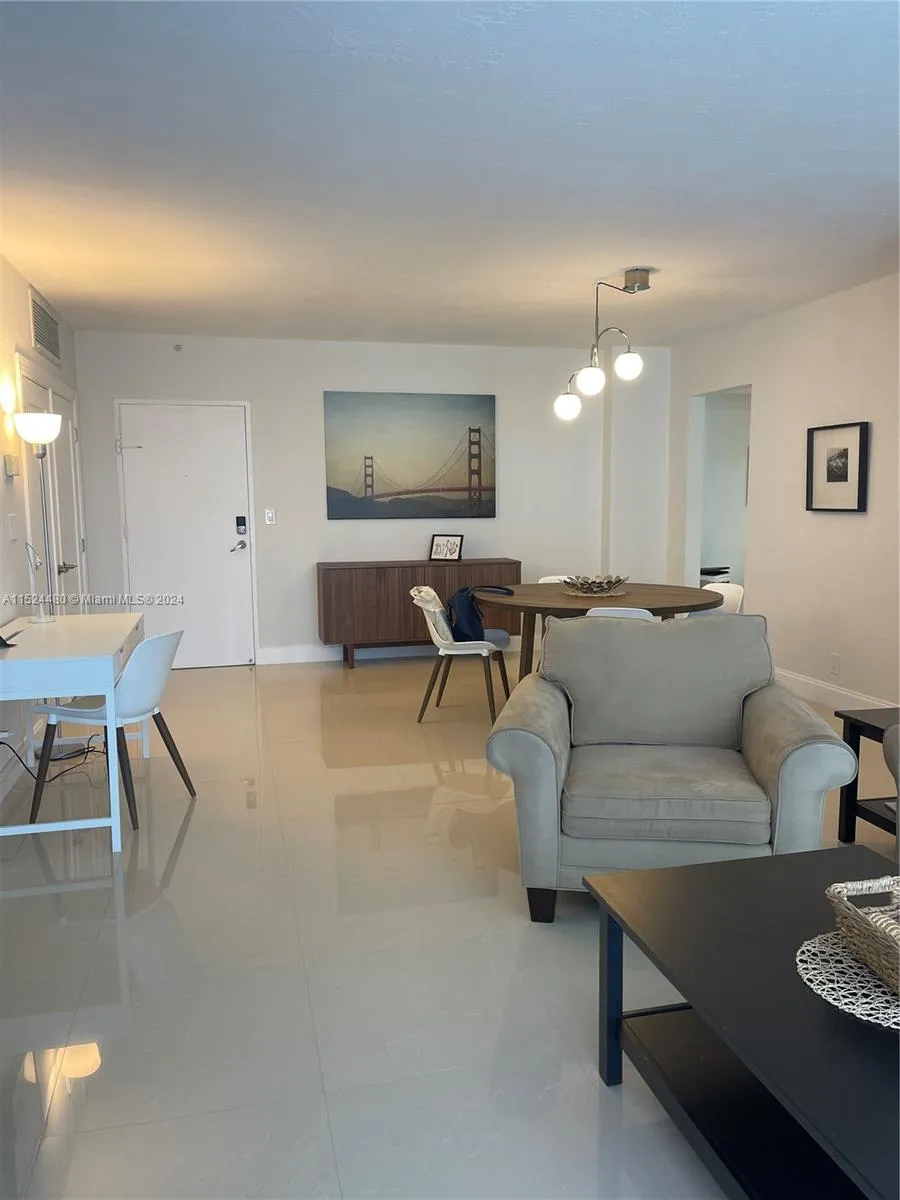 3801 S OCEAN DR # 15V, Hollywood FL 33019