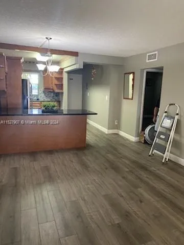 5500 SW 77th Ct # 201, Miami FL 33155
