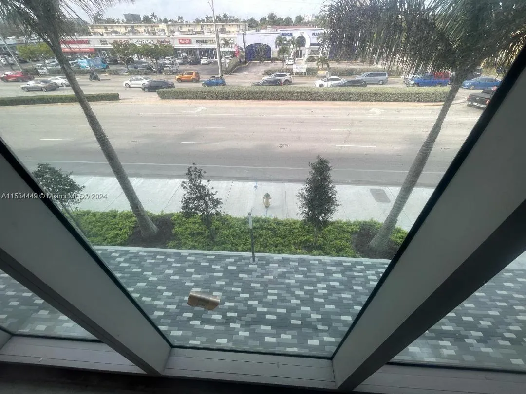 1006 E HALLANDALE BEACH BLVD # 206, Hallandale Beach FL 33009