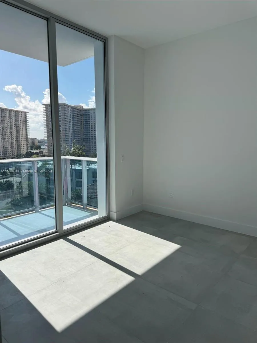 17550 Collins Avenue # 701, Sunny Isles Beach FL 33160
