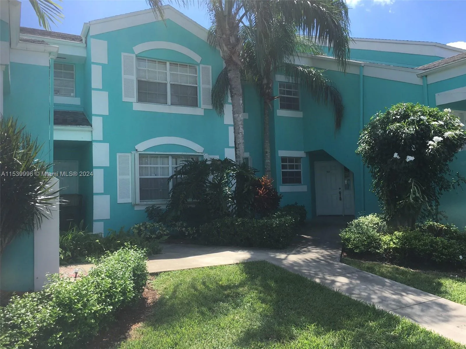 3 bedroom 2 bath for sale at 2641 SE 20th Ct # C, Homestead FL 33035