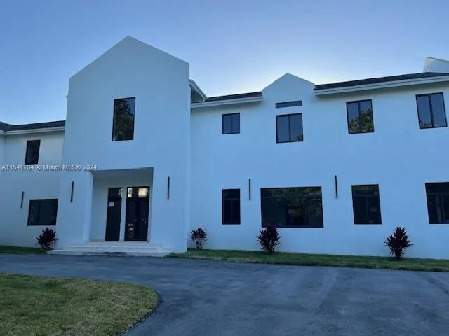 5455 SW 60 CT, Miami FL 33155