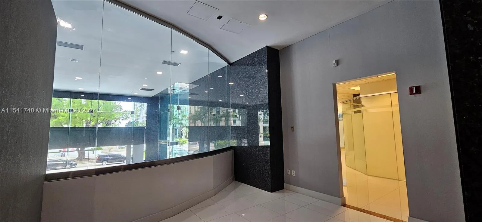 1200 Brickell Ave # 200A, Miami FL 33131