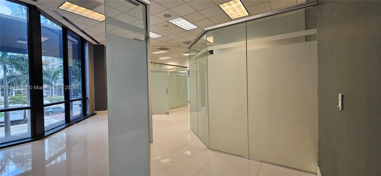 1200 Brickell Ave # 200A, Miami FL 33131
