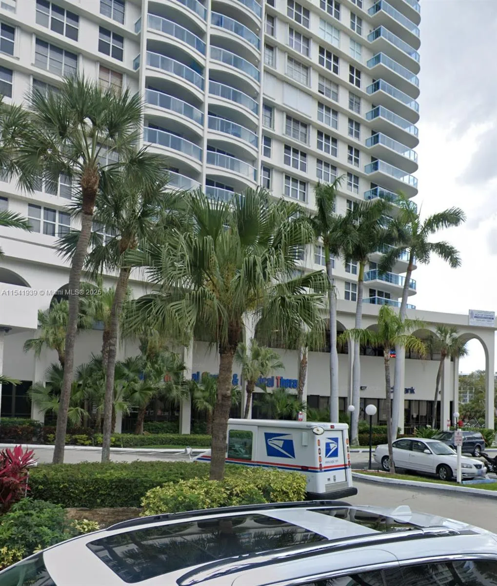 3800 S Ocean Dr # G7, Hollywood FL 33019