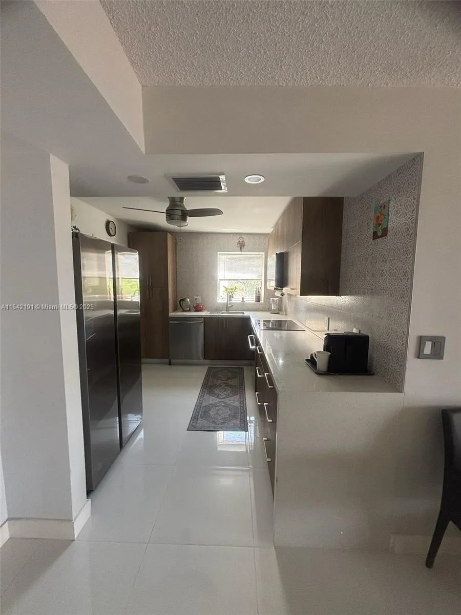 2 bedroom 2 bath for sale at 1865 S Ocean Dr # 4F, Hallandale Beach FL 33009