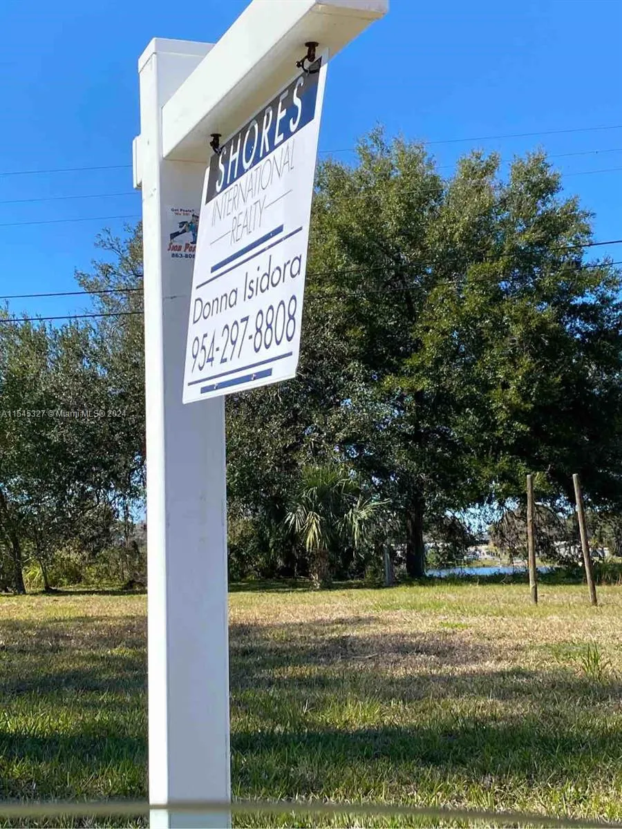 for sale at 610 NW Phosphate Blvd, Other City - In The State Of Florida FL 33860