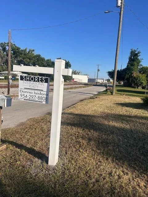 610 NW Phosphate Blvd, Other City - In The State Of Florida FL 33860