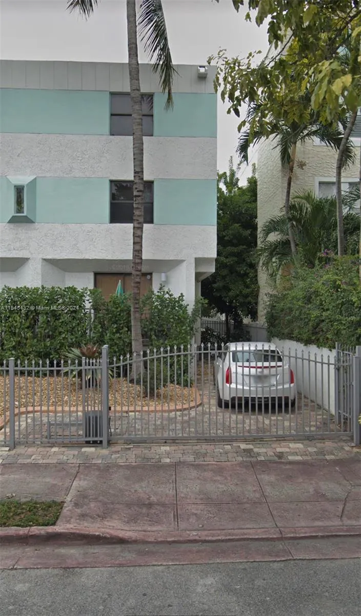 1 bedroom 1 bath for rent at 753 Michigan Ave # 1A, Miami Beach FL 33139