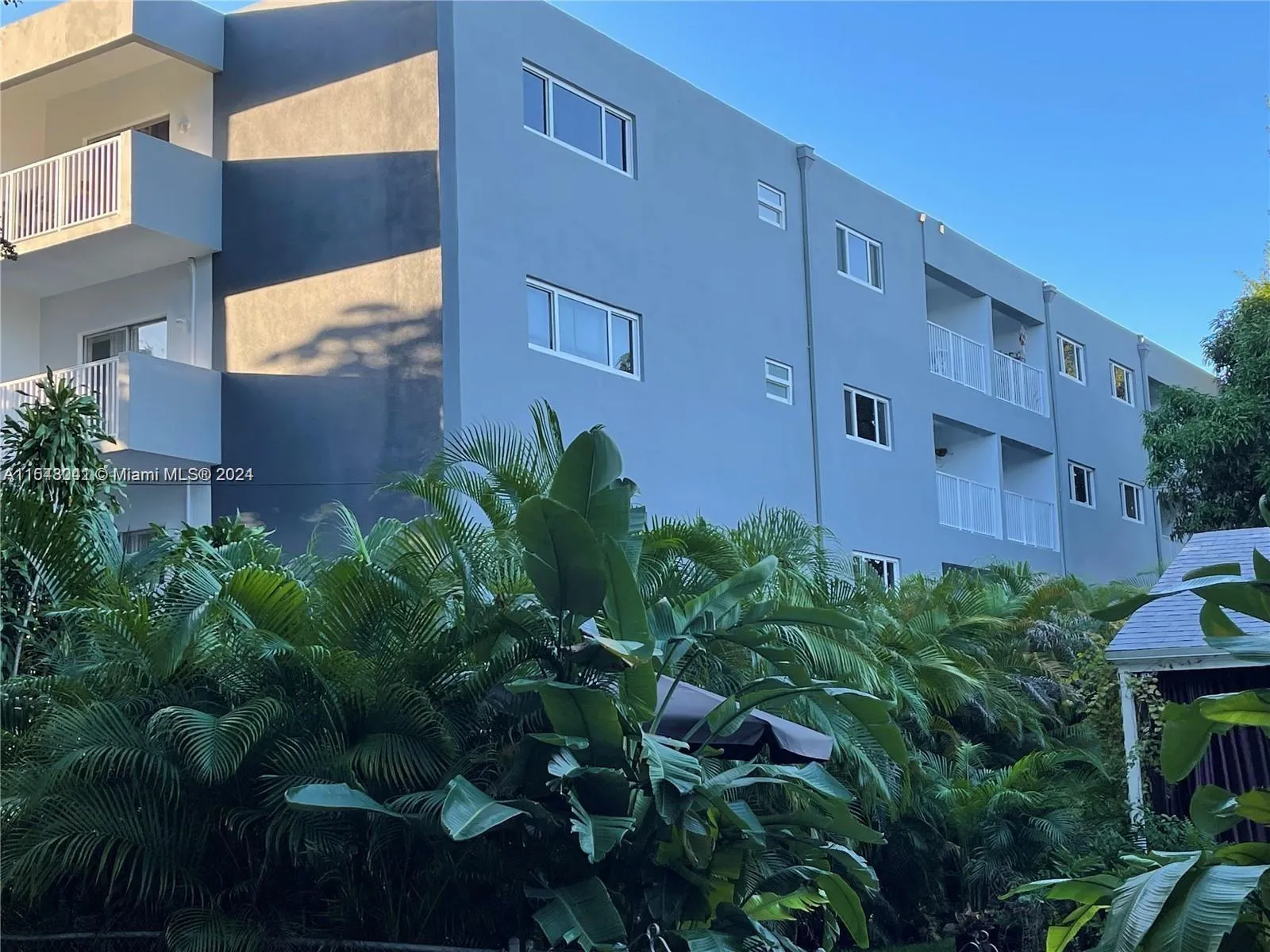 645 NE 121st St # 307, North Miami FL 33161