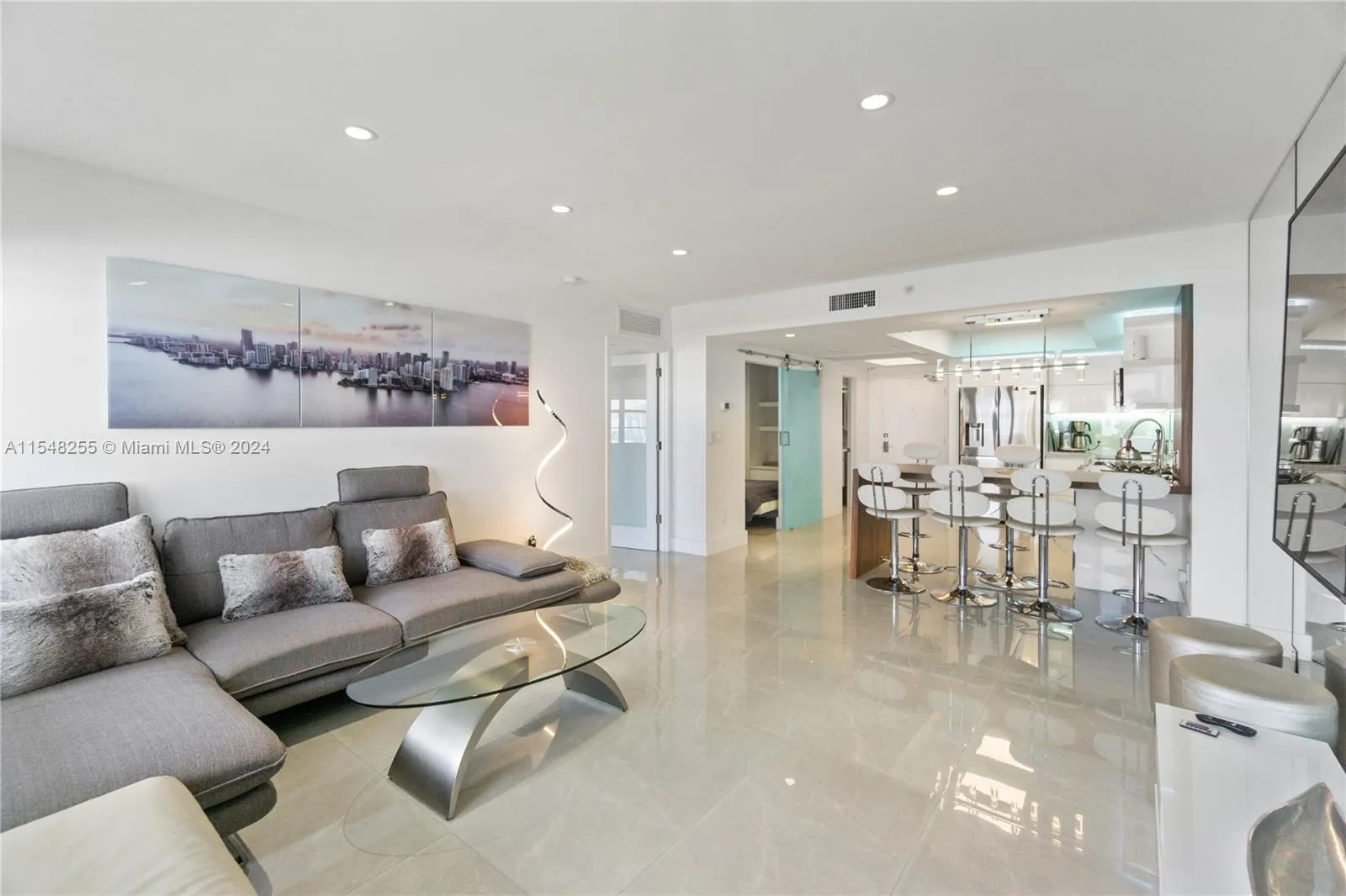 100 Lincoln Rd # 1602, Miami Beach FL 33139