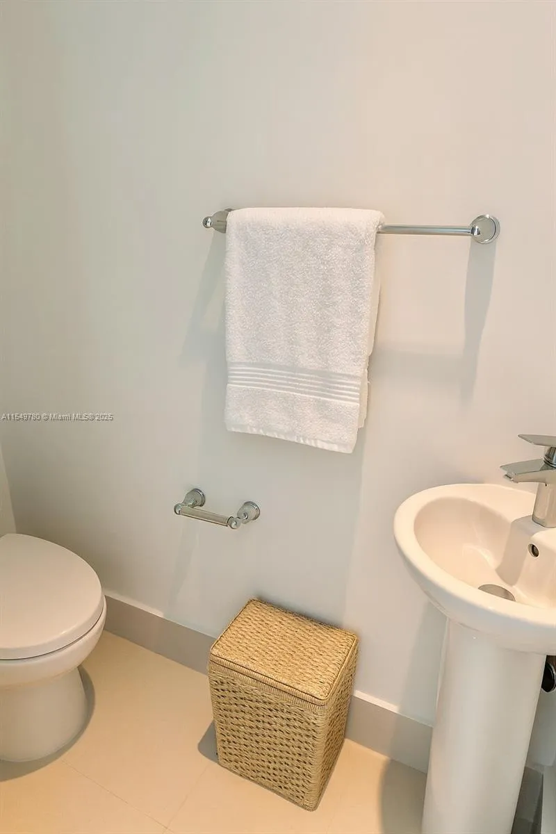 501 NE 31st St # 3004, Miami FL 33137