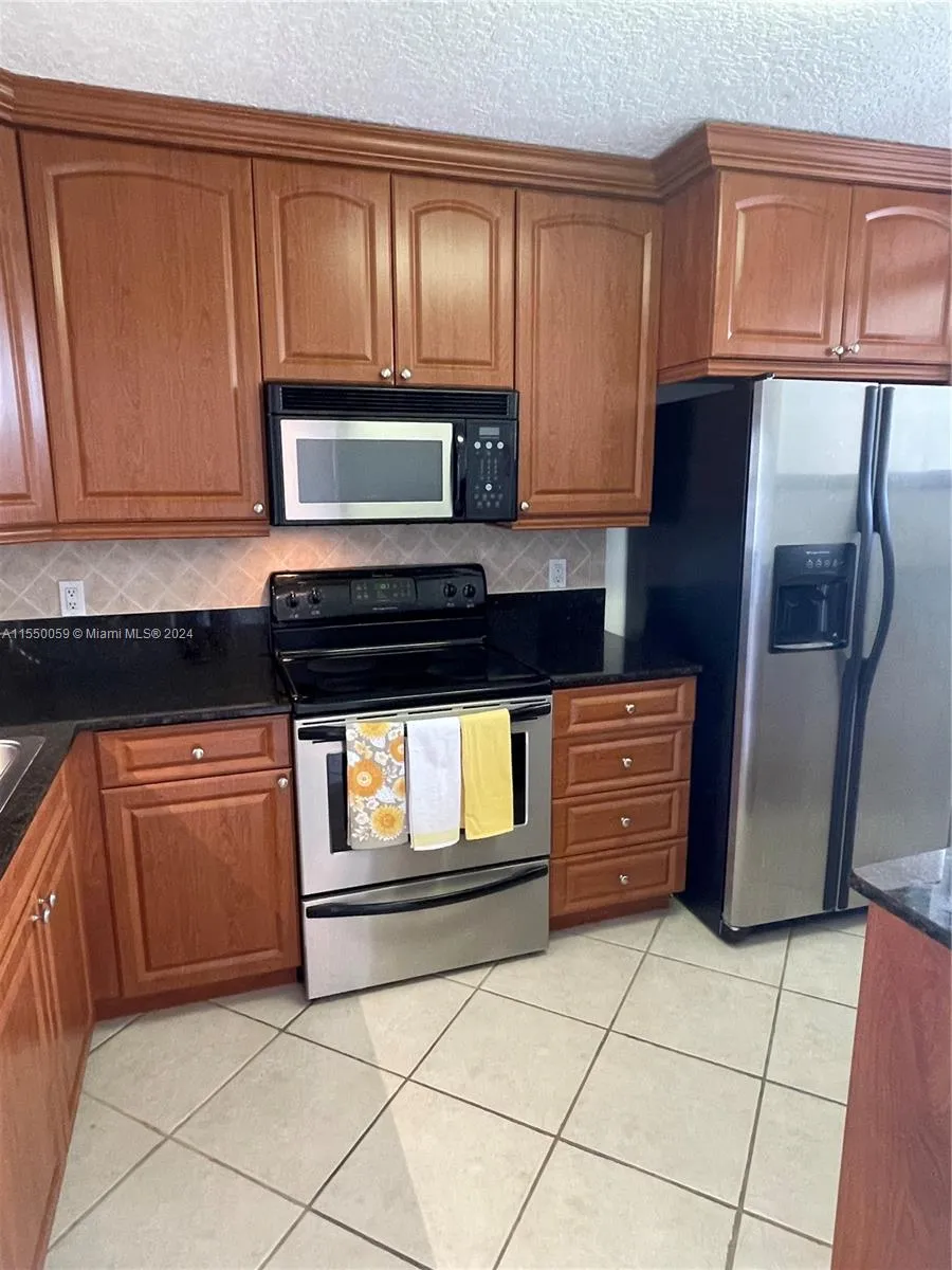 110 Lake Emerald Dr # 203, Oakland Park FL 33309