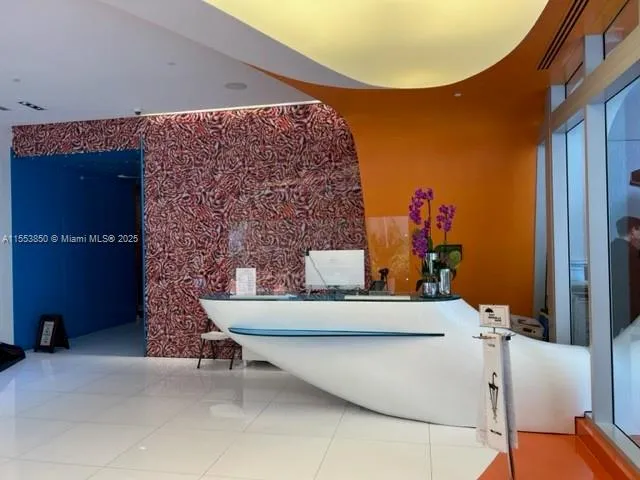 31 SE 6th St # 1606, Miami FL 33131