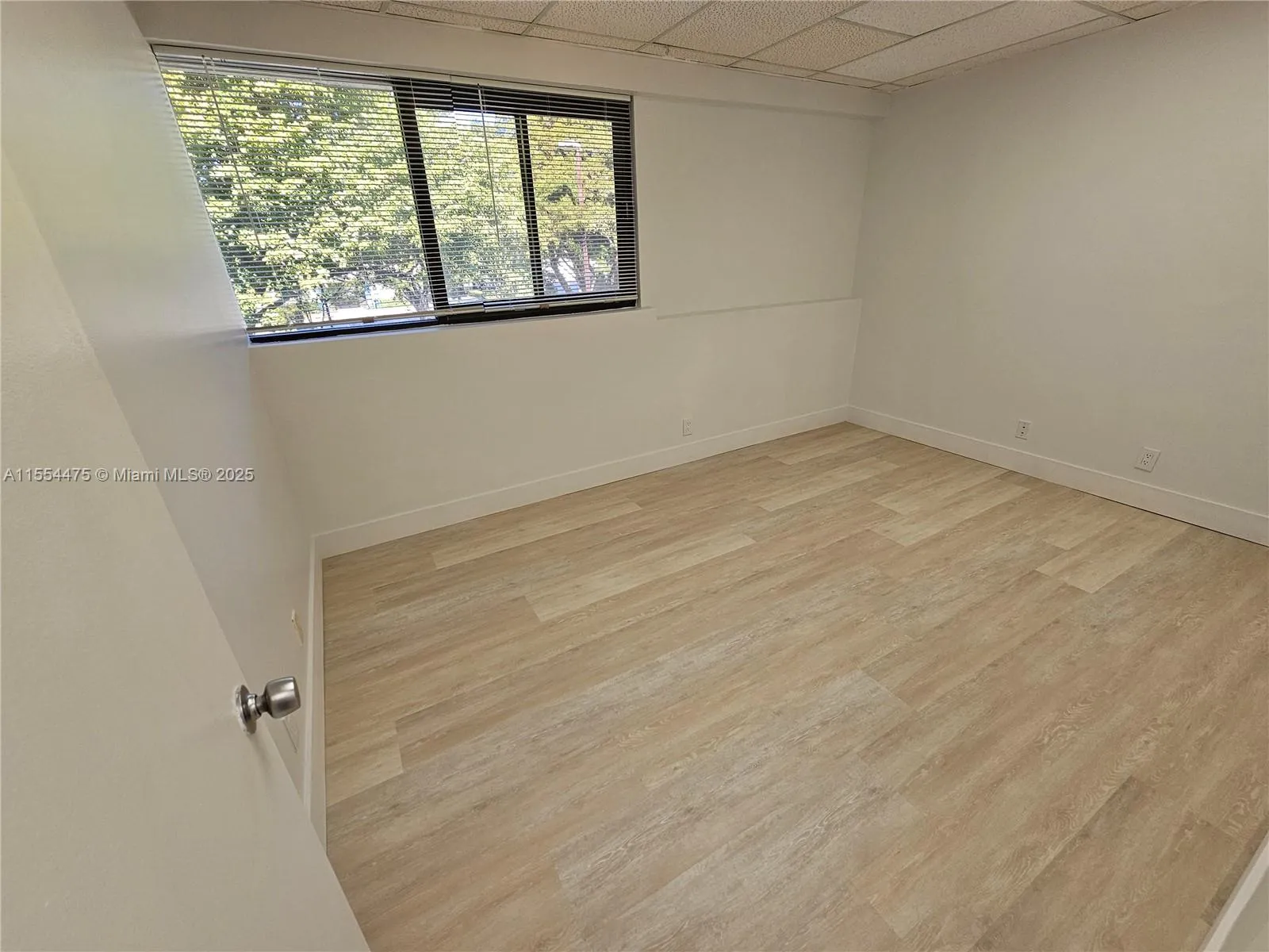 501 Golden Isles Dr # 205B, Hallandale Beach FL 33009