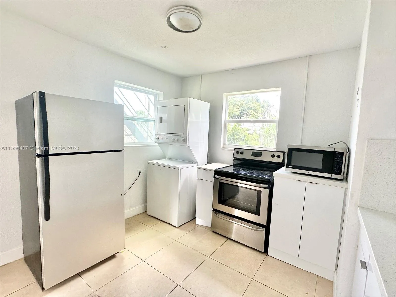 3730 S Avenue  S # 1, Riviera Beach FL 33404