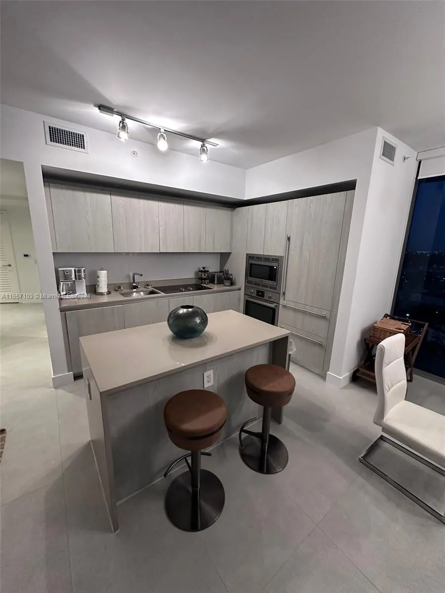 2 bedroom 2 bath for rent at 4111 S Ocean Dr # 2602, Hollywood FL 33019