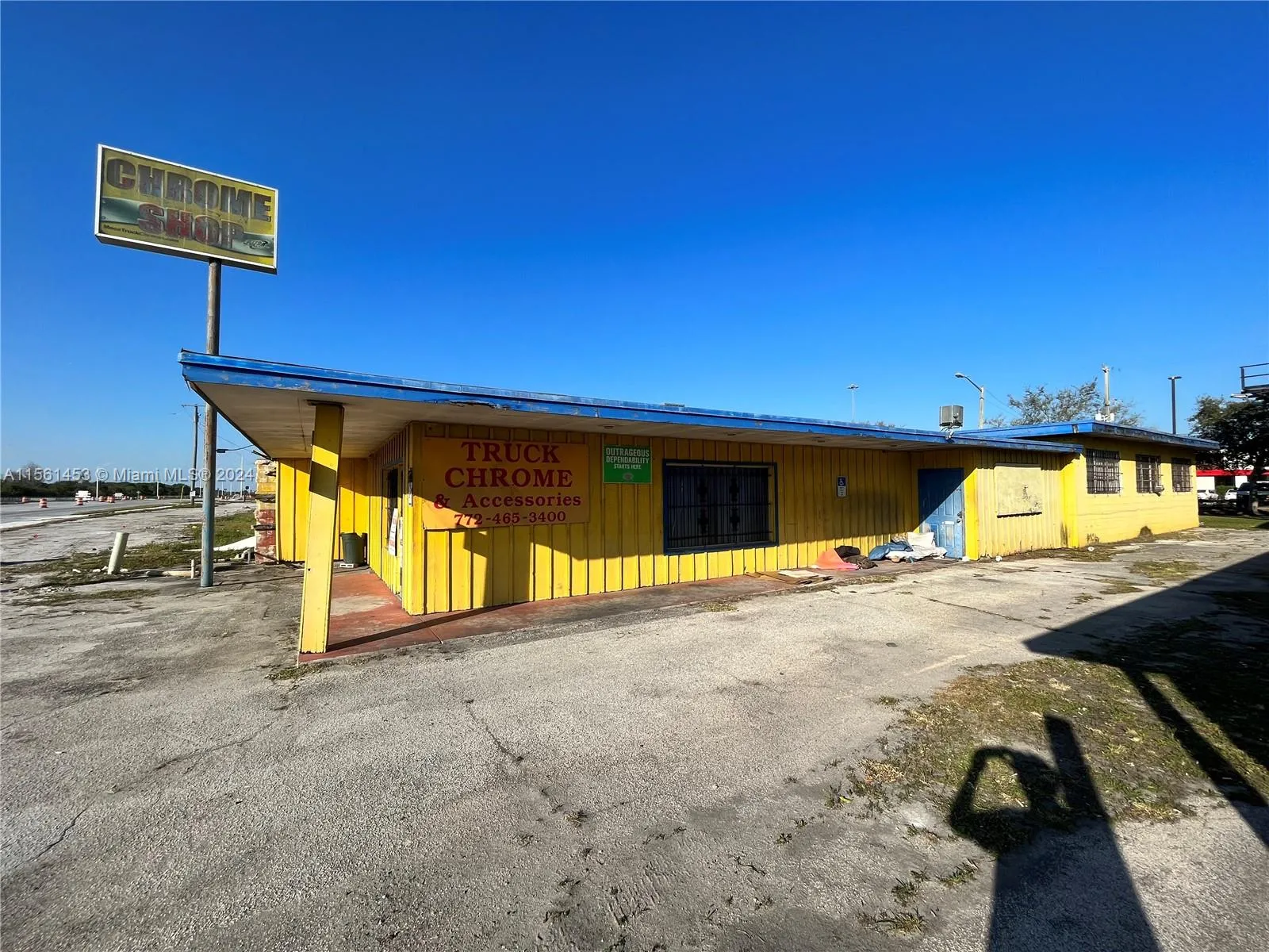 2860 S Kings Hwy, Fort Pierce FL 34945