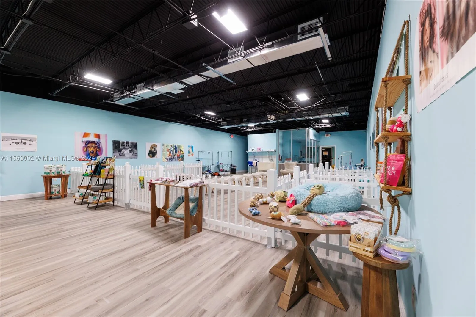 7801 Johnson St, Pembroke Pines FL 33024
