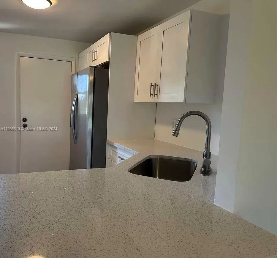 6201 N Falls Cir Dr # 304, Lauderhill FL 33319