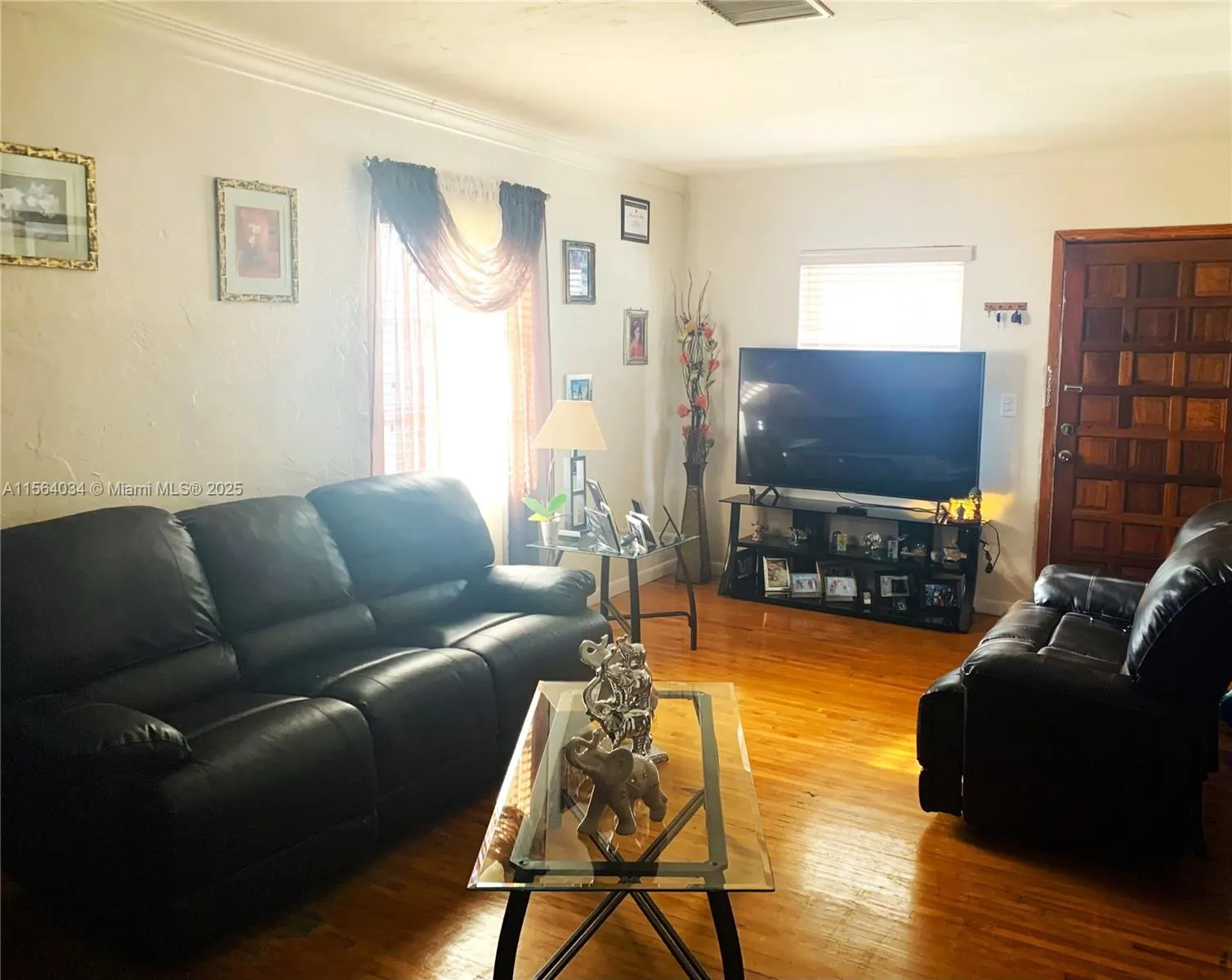 662 E 21st St, Hialeah FL 33013
