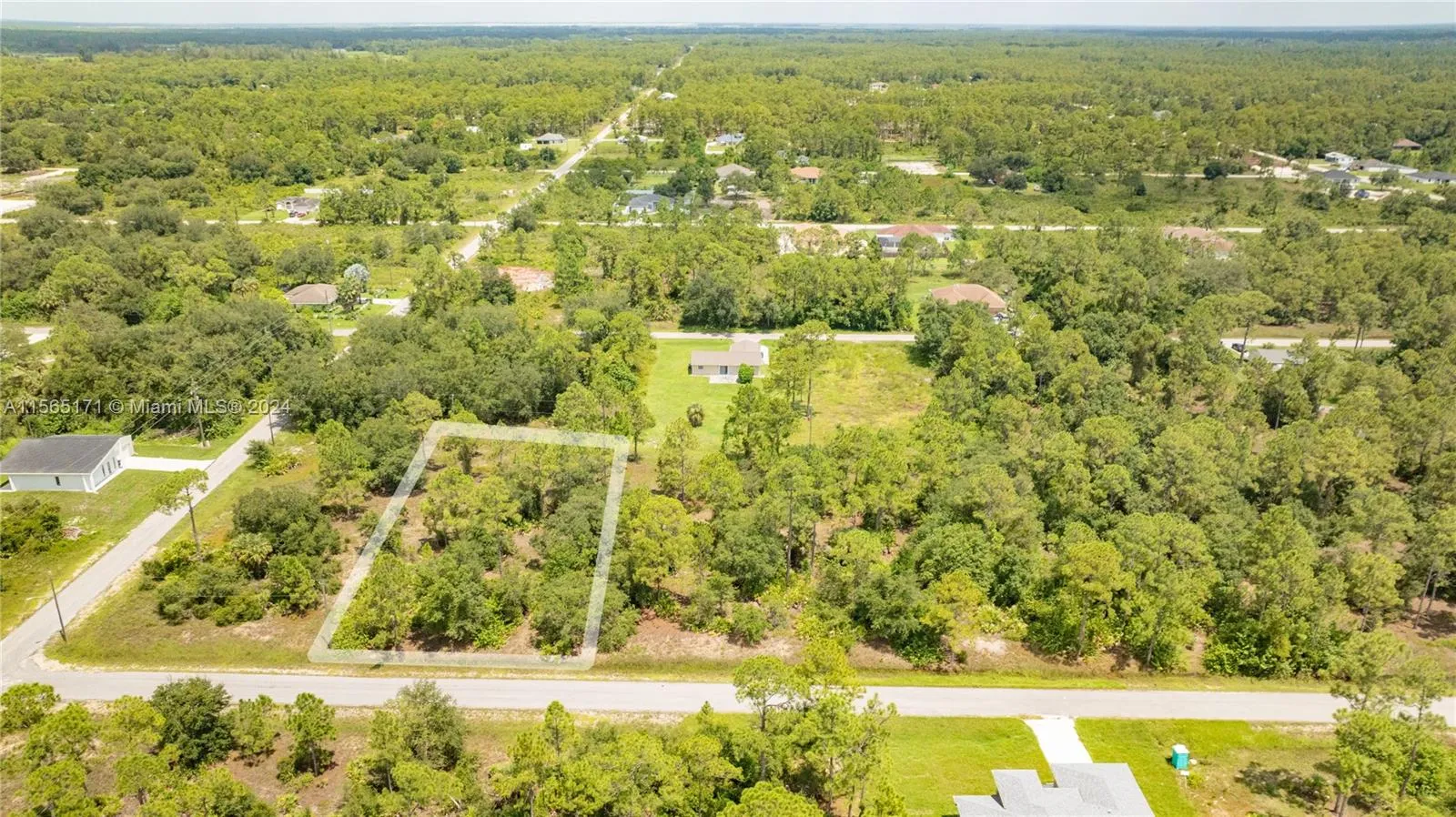 1420 Clayton Ave, Lehigh Acres FL 33972