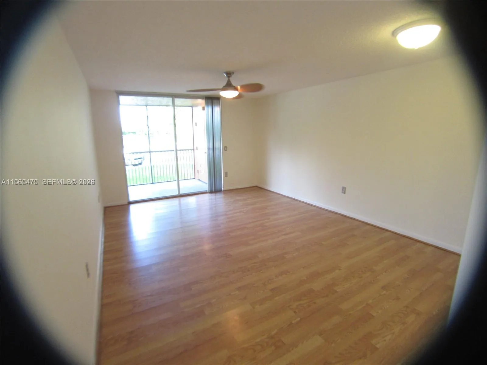 8363 LAKE DR # 101, Doral FL 33166
